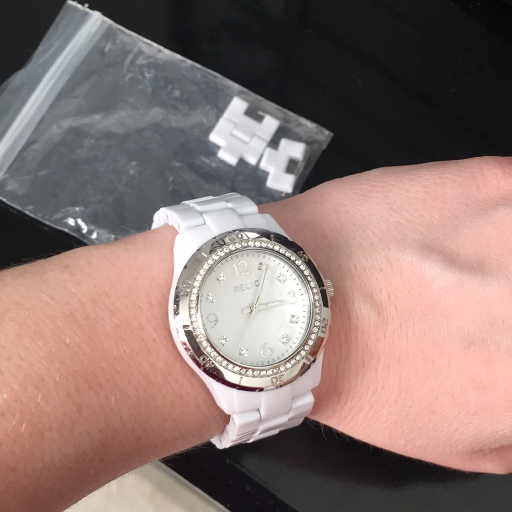 Relic white acrylic women’s wristwatch